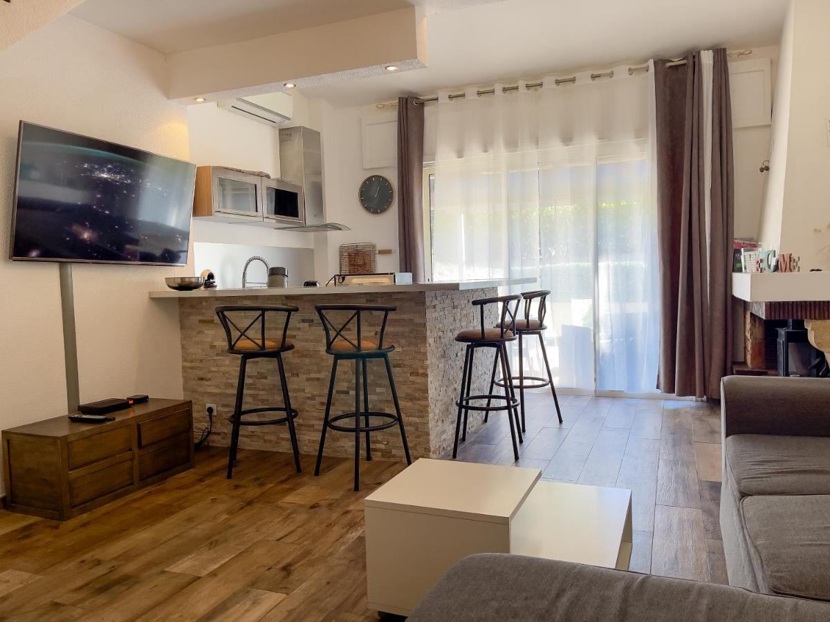Appartement Maenat Borgo  Εξωτερικό φωτογραφία