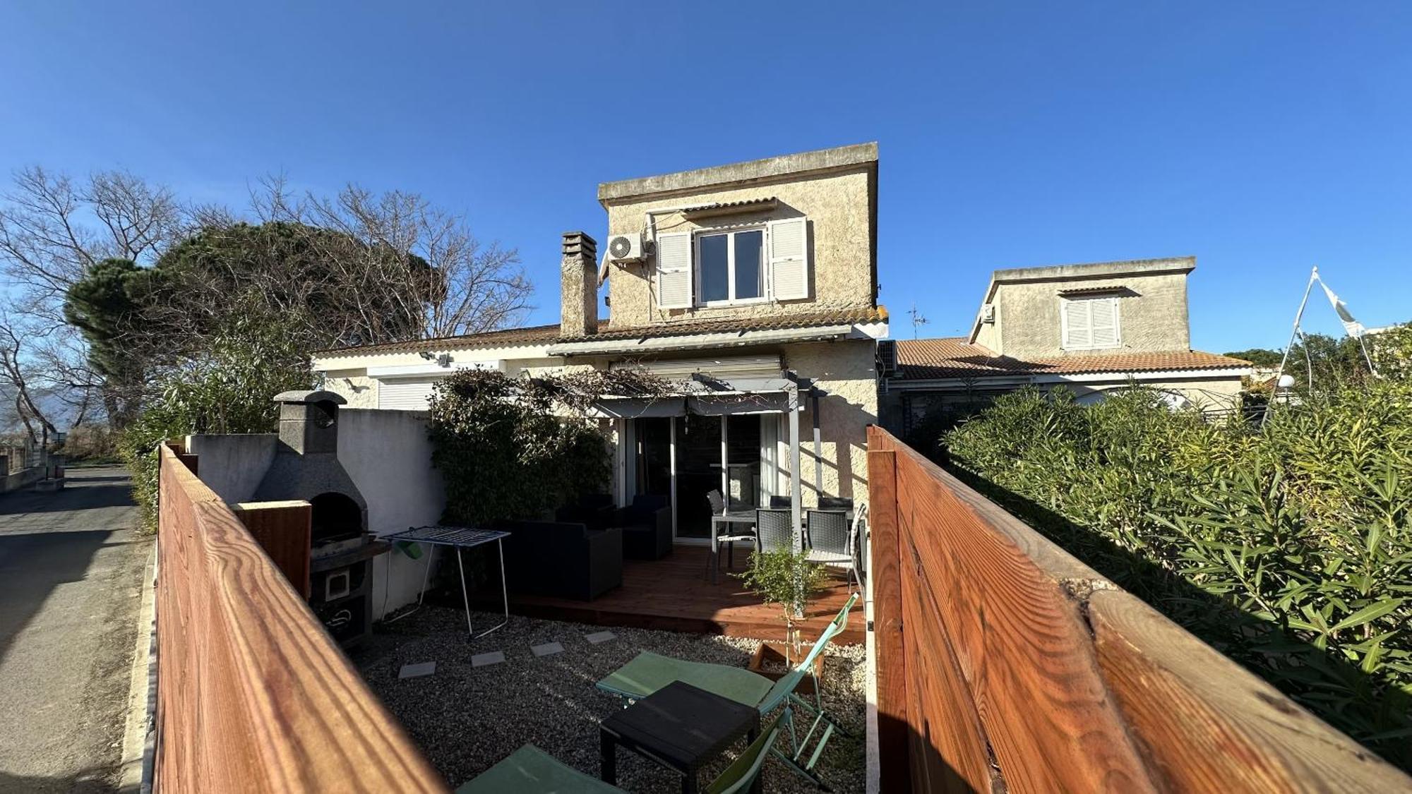 Appartement Maenat Borgo  Εξωτερικό φωτογραφία